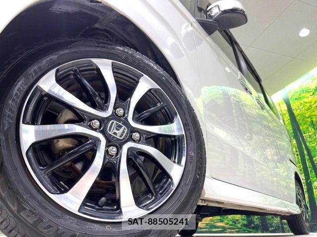 Honda N BOX CUSTOM 2020-02 8686124-13