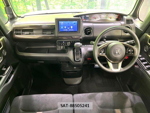 Honda N BOX CUSTOM 2020-02 8686124-2