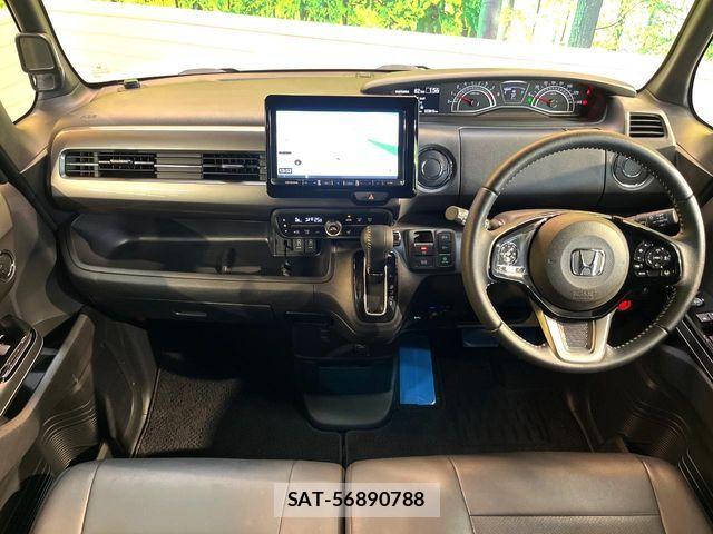 Honda N BOX CUSTOM 2022-11 8686121-1