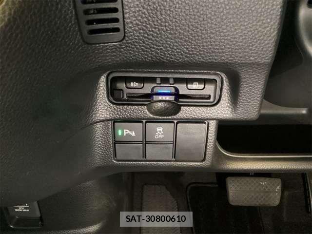 Honda N BOX CUSTOM 2021-03 8686119-6