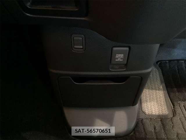 Honda N BOX CUSTOM 2022-06 8686122-15