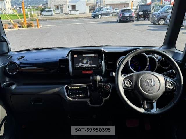 Honda N BOX CUSTOM 2013-10 8686158-1