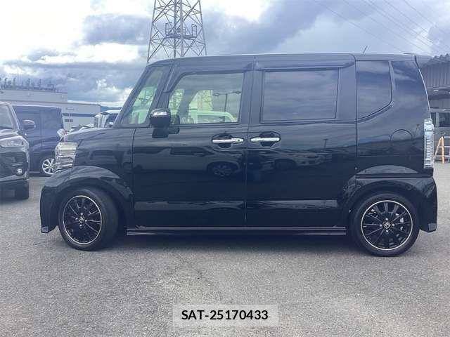 Honda N BOX CUSTOM 2017-08 8686148-12