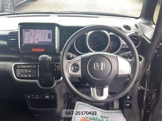 Honda N BOX CUSTOM 2017-08 8686148-1