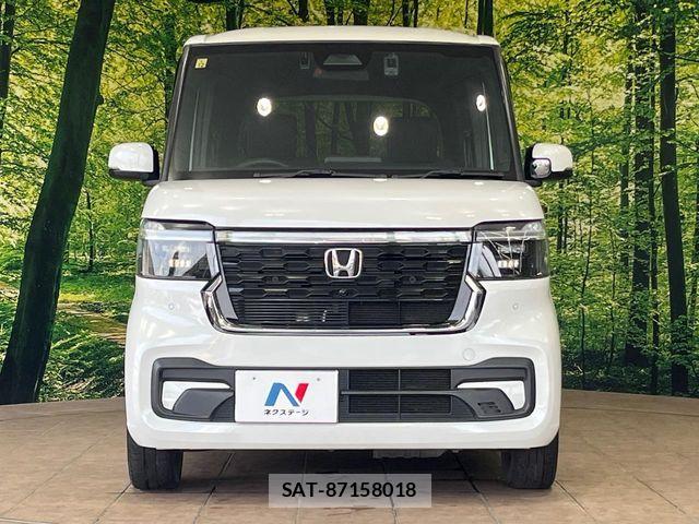 Honda N BOX CUSTOM 2023-12 8686126-13