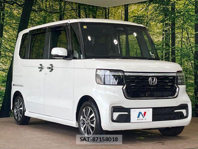 Honda N BOX CUSTOM 2023-12 8686126-15