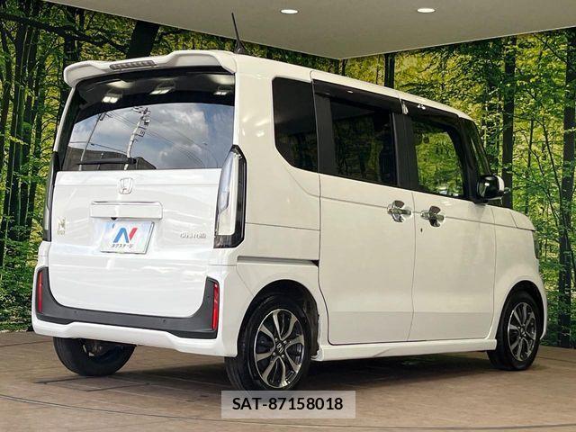 Honda N BOX CUSTOM 2023-12 8686126-16