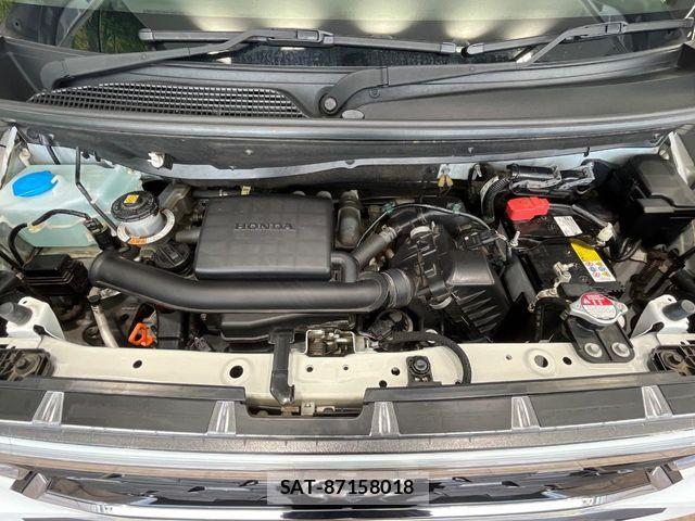 Honda N BOX CUSTOM 2023-12 8686126-17