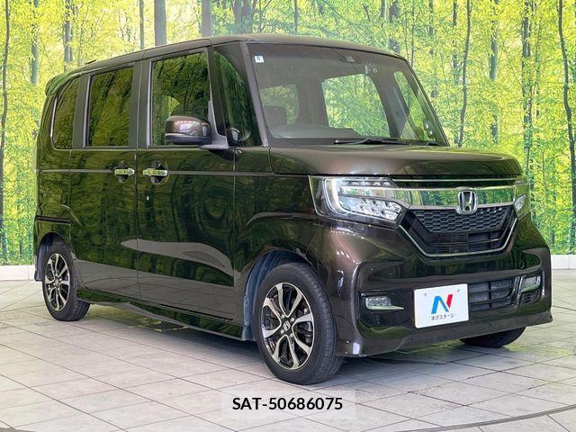 Honda N BOX CUSTOM 2020-03 8686131-15