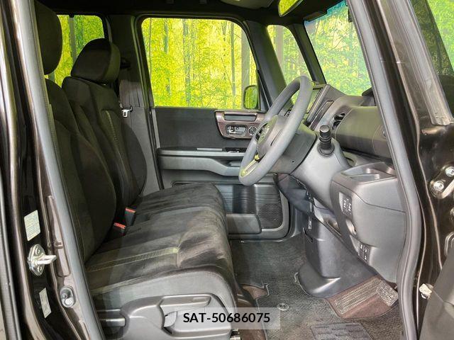Honda N BOX CUSTOM 2020-03 8686131-7