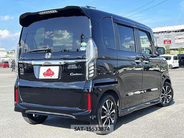 Honda N BOX CUSTOM 2018-01 8686133-2