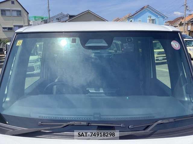 Honda N BOX CUSTOM 2023-10 8686109-18