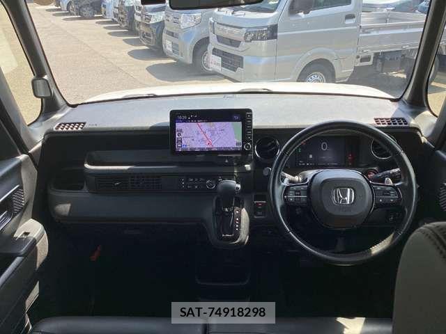 Honda N BOX CUSTOM 2023-10 8686109-1