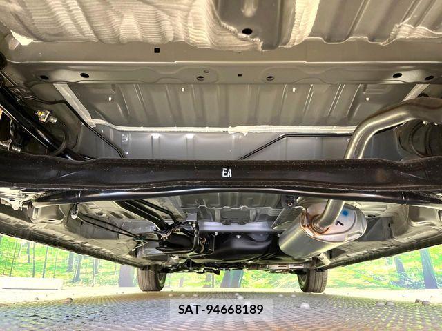 Honda N BOX CUSTOM 2026-08 8686107-18
