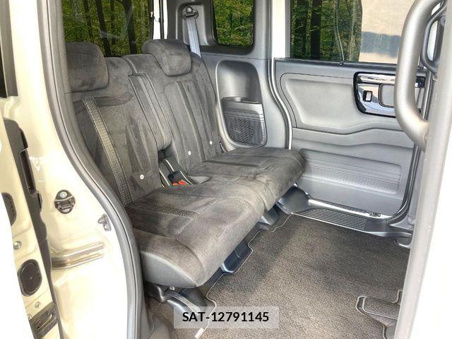 Honda N BOX CUSTOM 2023-06 8686111-8