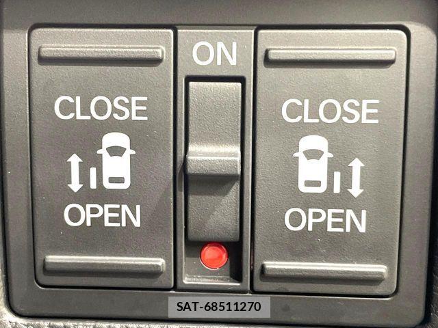 Honda N BOX CUSTOM 2022-10 8686112-5