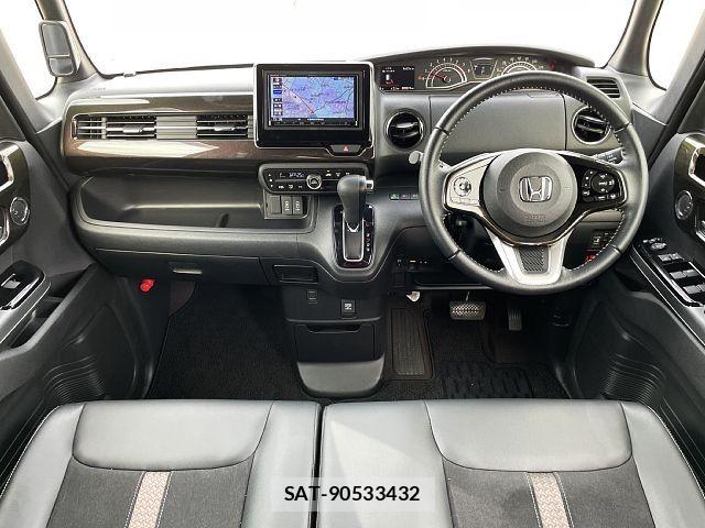 Honda N BOX CUSTOM 2018-02 8686120-1