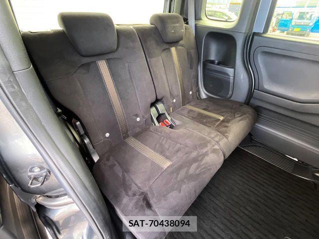 Honda N BOX CUSTOM 2018-08 8686132-9