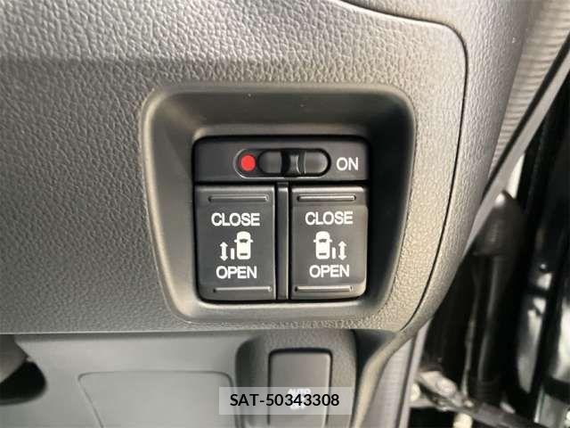 Honda N BOX CUSTOM 2017-04 8686140-12