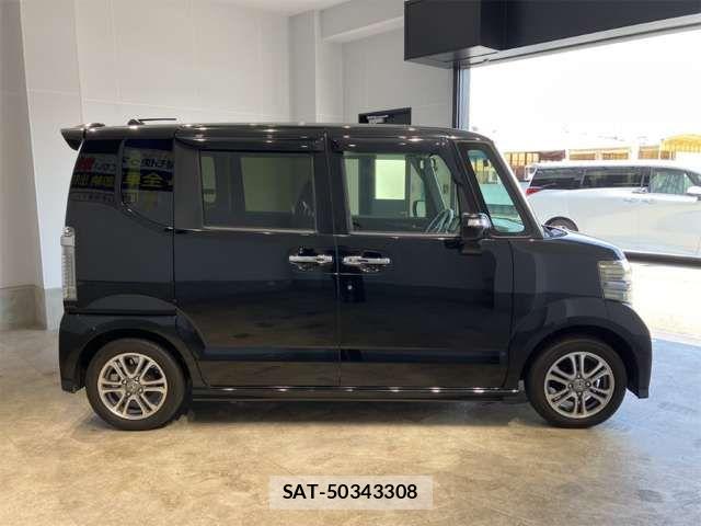 Honda N BOX CUSTOM 2017-04 8686140-18