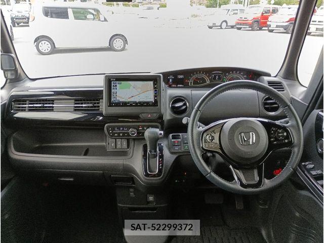 Honda N BOX CUSTOM 2022-09 8686134-2
