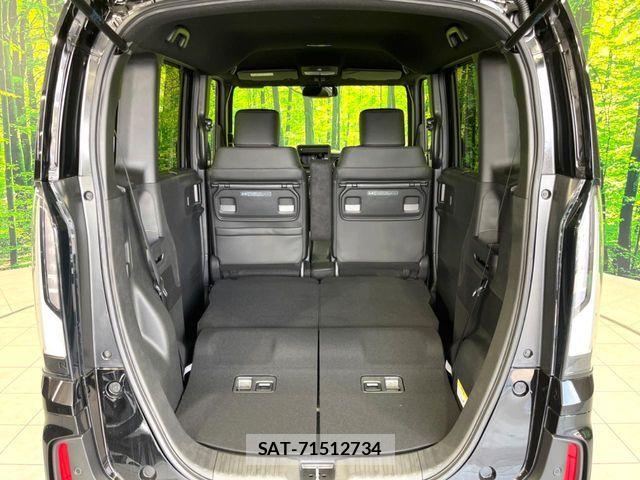 Honda N BOX CUSTOM 2026-08 8686106-9