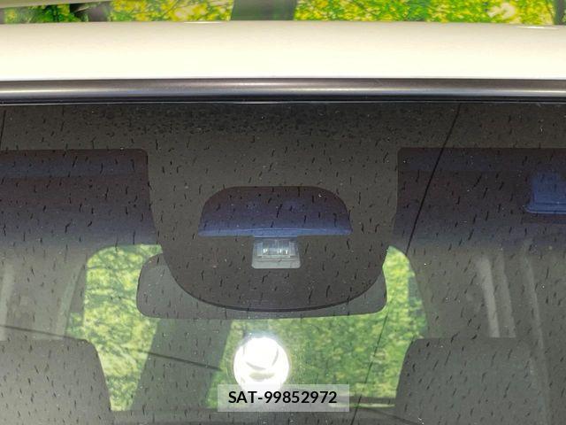 Honda N BOX CUSTOM 2015-03 8686157-4