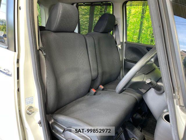 Honda N BOX CUSTOM 2015-03 8686157-7