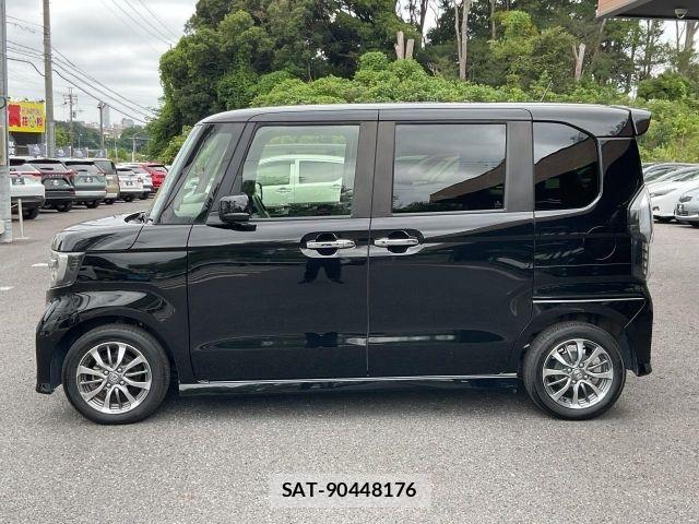 Honda N BOX CUSTOM 2021-12 8686118-15