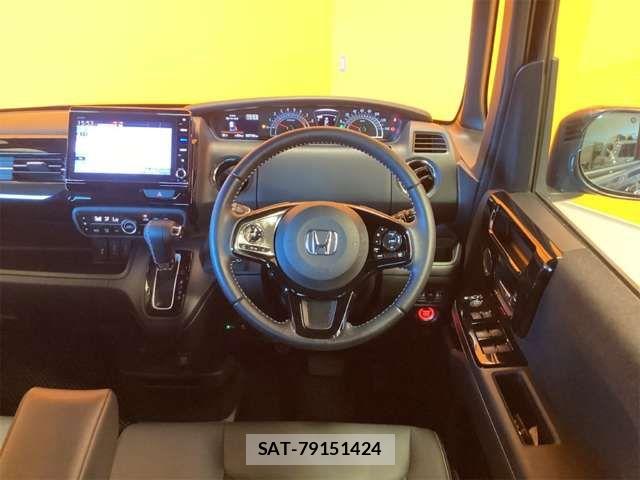 Honda N BOX CUSTOM 2022-03 8686115-1