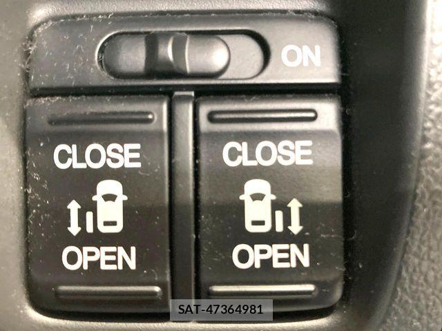 Honda N BOX CUSTOM 2017-02 8686144-5