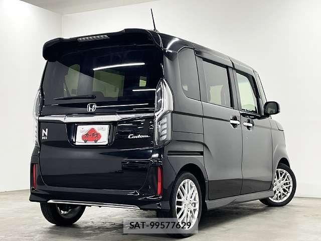 Honda N BOX CUSTOM 2023-10 8744611-2