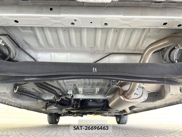 Honda N BOX CUSTOM 2023-11 8744579-18
