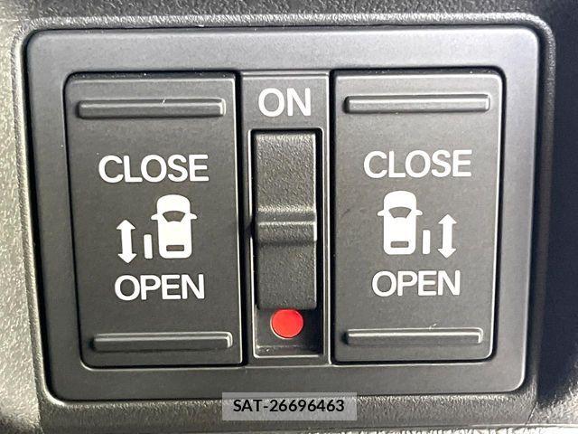 Honda N BOX CUSTOM 2023-11 8744579-3