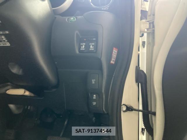 Honda N BOX CUSTOM 2016-02 8744712-18