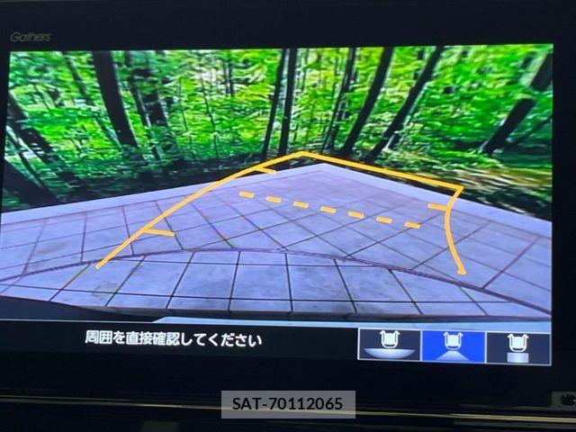 Honda N BOX CUSTOM 2022-01 8744613-4