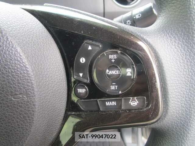 Honda N BOX CUSTOM 2019-08 8744698-18