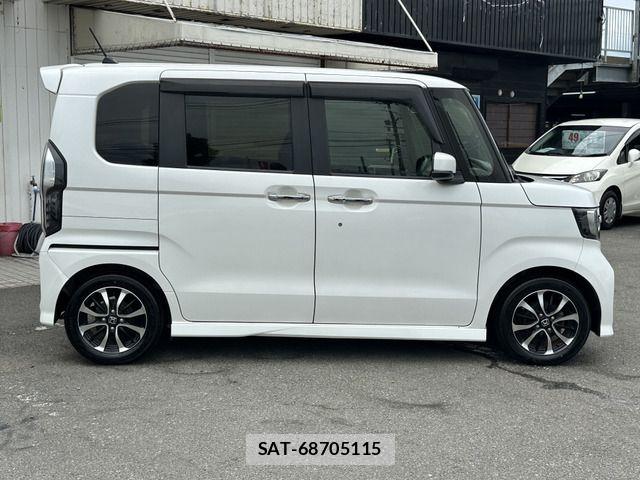 Honda N BOX CUSTOM 2018-09 8744695-5