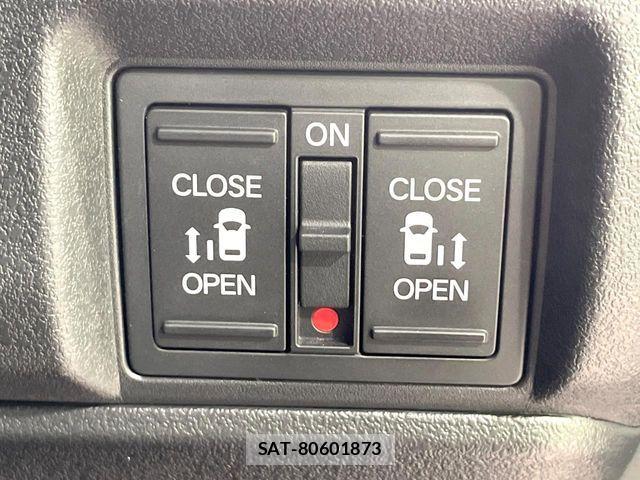 Honda N BOX CUSTOM 2024-12 8744585-6