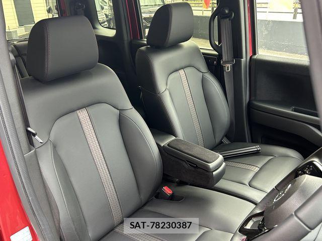 Honda N BOX CUSTOM 2022-02 8744625-15