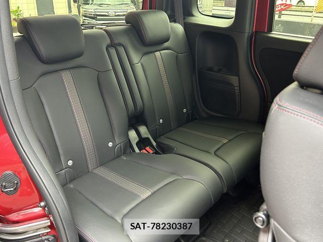 Honda N BOX CUSTOM 2022-02 8744625-16