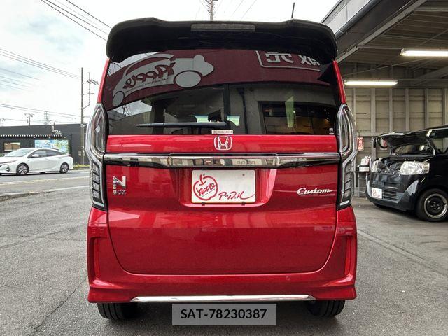 Honda N BOX CUSTOM 2022-02 8744625-2