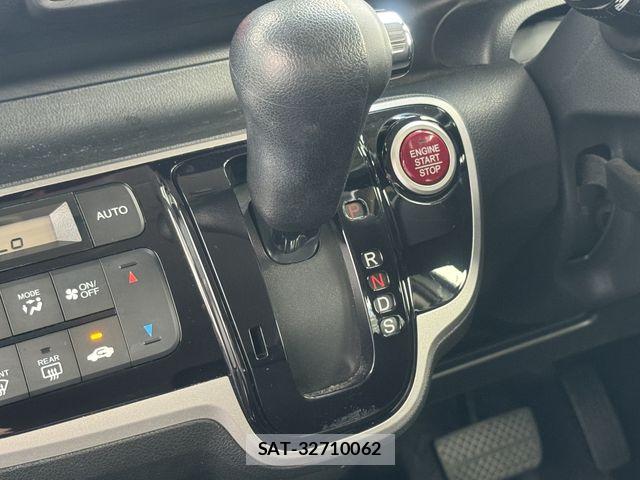 Honda N BOX CUSTOM 2015-02 8744670-20