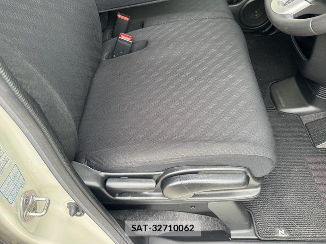 Honda N BOX CUSTOM 2015-02 8744670-24