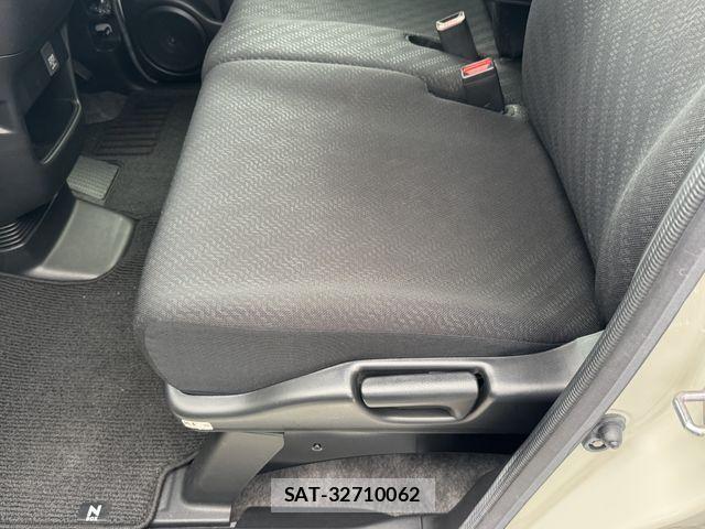 Honda N BOX CUSTOM 2015-02 8744670-26