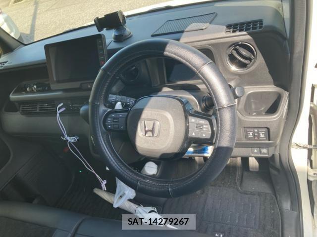 Honda N BOX CUSTOM 2023-11 8744615-10