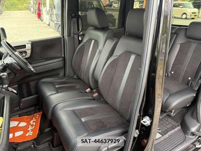 Honda N BOX CUSTOM 2022-02 8744658-7