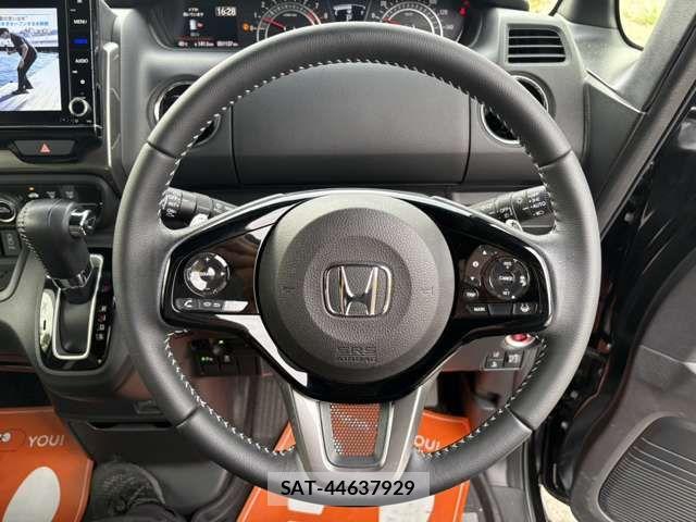 Honda N BOX CUSTOM 2022-02 8744658-12