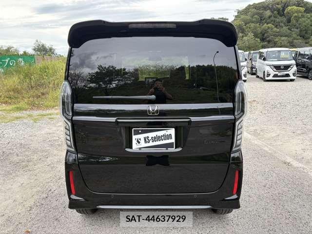 Honda N BOX CUSTOM 2022-02 8744658-4