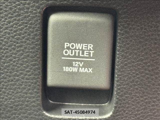 Honda N BOX CUSTOM 2023-10 8744629-28